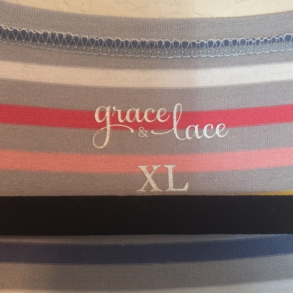 Grace And Lace Perfect T - Picture 3 of 4